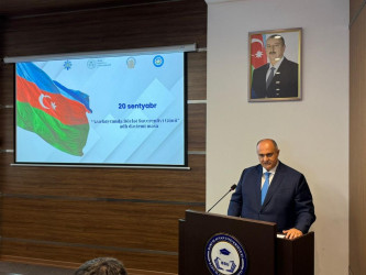 Nəsimi rayonunda 20 Sentyabr - Azərbaycanda Dövlət Suverenliyi Günü münasibətilə “Azərbaycanın Suverenliyi - Milli İradəmizin Təntənəsi” mövzusunda dəyirmi masa keçirilib.