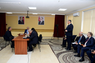 Nəsimi Rayon İcra Hakimiyyətinin başçısı növbəti səyyar qəbul keçirib.
