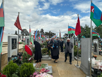 Vətən Müharibəsi Şəhidi Məmmədov Vüqar Elxan oğlunun şəhadət günündə əziz xatirəsi yad edildi.