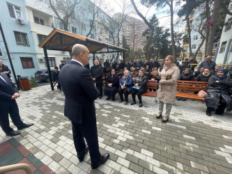 Nəsimi rayon İcra Hakimiyyətinin başçısı  səyyar qəbul keçirdi