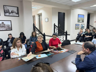 Nəsimi rayonunda Uşaqların və yeniyetmələrin sağlamlığının mühafizəsinə yönəldilmiş tibbi sanitariya xidmətinin təşkili, uşaq və yeniyetmələr arasında su ilə bağlı gigiyenik biliklərin artırılması  mövzusunda maarifləndirici tədbir keçirilib.