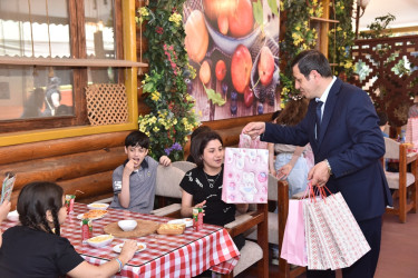 Nəsimi rayonunda 1 İyun - Uşaqların Beynəlxalq Müdafiəsi günü münasibətilə tədbir keçirilib.