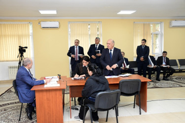 Nəsimi Rayon İcra Hakimiyyətinin başçısı növbəti səyyar qəbul keçirib.