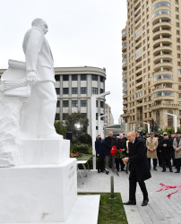 Azərbaycan Respublikasının  Prezidenti İlham Əliyev Bakıda görkəmli bəstəkar Tofiq Quliyevin abidəsinin açılışında iştirak edib.