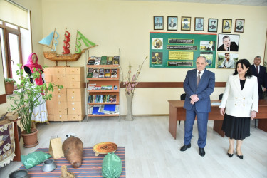 Nəsimi rayon İcra Hakimiyyətinin başçısı növbəti səyyar qəbul keçirib