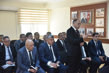 Nəsimi rayon İcra Hakimiyyətinin başçısı növbəti səyyar qəbul keçirib