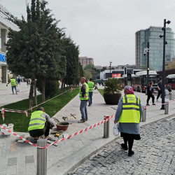 Nəsimi rayonunda abadlıq və cari təmir işləri davam etdirilir.