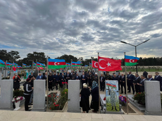 Vətən Müharibəsi Şəhidi Məmmədov Vuqar Elxan oğlunun şəhadət günündə əziz xatirəsi yad edildi.