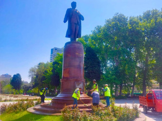 Nəsimi rayonunda abadlıq və təmir-bərpa işləri davam etdirilir.