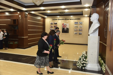 Nəsimi Rayon İcra Hakimiyyətində “Heydər Əliyev və Azərbaycan tarixi” adlı elmi konfrans keçirilib.