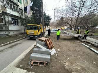 Cavadxan küçəsi 21 saylı ünvanda abadlıq-quruculuq işləri davam edir.