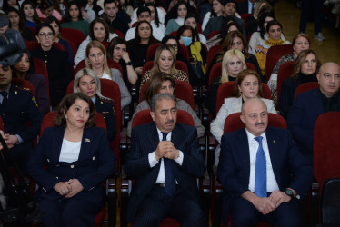 Nəsimi rayonunda Ulu Öndər Heydər Əliyevin anım gününə həsr olunmuş “Ən böyük Azərbaycanlı” adlı tədbir keçirildi.