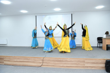 Nəsimi rayonunda 5 oktyabr – Beynəlxalq Müəllimlər Günü münasibətilə tədbir keçirilib.