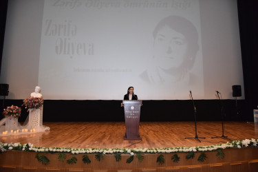 Nəsimi rayonunda görkəmli oftalmoloq alim, akademik Zərifə xanım Əliyevanın anadan olmasının 100 illiyinə həsr olunmuş “Zərifə Əliyeva ömrünün işığı” adlı tədbir keçirilib.