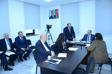Nəsimi rayon İcra Hakimiyyətinin başçısı növbəti səyyar qəbul keçirib