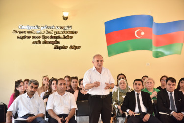 Nəsimi rayon İcra Hakimiyyətinin başçısı növbəti səyyar qəbul keçirib