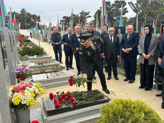 Vətən Müharibəsi Şəhidi Novruzov Aqşin Şahin oğlunun şəhadət günündə əziz xatirəsi yad edildi.