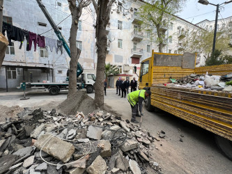 Nəsimi rayonu Səməd Vurğun 112 saylı ünvanda abadlıq-quruculuq işləri davam etdirilir.