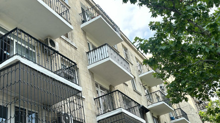 Bakıxanov küçəsi 26 ünvanında aparılan abadlıq işləri başa çatmaq üzrədir.