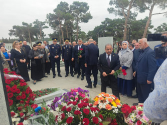 Vətən Müharibəsi Şəhidi Hüseynzadə Həmidağa Bağı oğlunun şəhadət günündə əziz xatirəsi yad edildi.