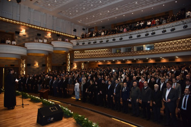 Nəsimi rayonunda Ulu öndər Heydər Əliyevin anım günü ilə bağlı “Heydər Əliyev zamanın fövqündə” adlı tədbir keçirilib.