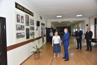 Nəsimi rayon İcra Hakimiyyətinin başçısı növbəti səyyar qəbul keçirib