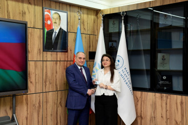 Nəsimi rayonunda “Müasir Şəhərsalma Vizyonu: Ənənə və İnnovasiyanın Harmoniyası” Rəqəmsal İdeya Müsabiqəsinin bağlanış mərasimi keçirilib