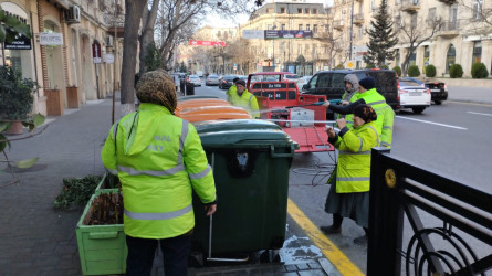 Rayon ərazisində məişət tullantıları üçün yeni konteynerlər quraşdırılmış və cari təmir işləri aparılmışdır.