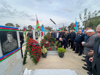 Vətən Müharibəsi Şəhidi Həsənov Teymur Mahal oğlunun şəhadət günündə əziz xatirəsi yad edildi.