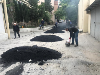 Məhəllədaxili yollarda abadlıq işləri davam etdirilir.