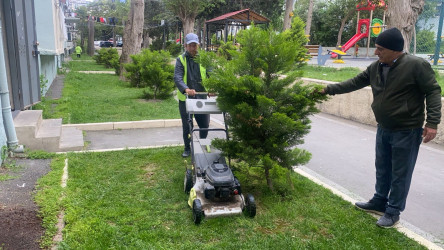 Nəsimi rayonunda abadlıq və cari təmir işləri davam etdirilir.
