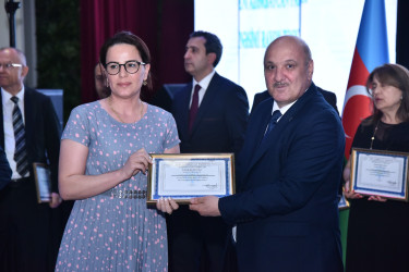YAP Nəsimi rayon təşkilatının yaranmasının 32-ci ildönümü qeyd olunub
