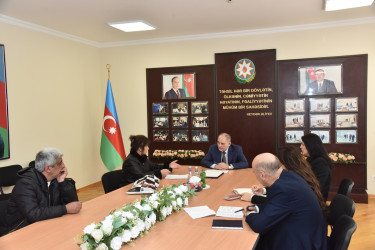 Nəsimi rayon İcra Hakimiyyətinin başçısı səyyar qəbul keçirib