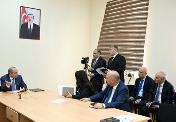 Nəsimi rayon İcra Hakimiyyətinin başçısı növbəti səyyar qəbul keçirib.