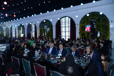 Nəsimi rayonunda “8 Mart - Beynəlxalq Qadınlar Günü” münasibətilə Ulu Öndər Heydər Əliyev və Azərbaycan cəmiyyətinin inkişafında qadınların rolu adlı  tədbir keçirilib.