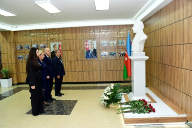 Nəsimi rayonunda “Müasir Şəhərsalma Vizyonu: Ənənə və İnnovasiyanın Harmoniyası” Rəqəmsal İdeya Müsabiqəsinin bağlanış mərasimi keçirilib