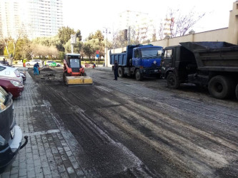 Nəsimi rayonunda növbəti asfaltlaşma işləri aparılıb.