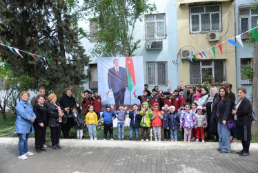 Nəsimi rayonunda növbəti “Abad həyət” sakinlərin istifadəsinə verilib