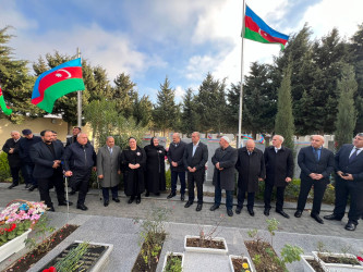 Vətən Müharibəsi Şəhidi İsmayılov Emin Tahir oğlunun doğum günündə əziz xatirəsi yad edildi.