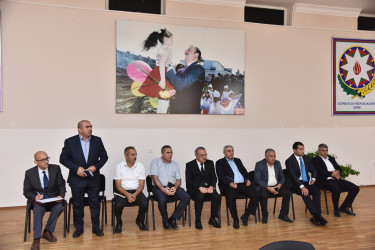 Nəsimi rayon İcra Hakimiyyətinin başçısı növbəti səyyar qəbul keçirib.