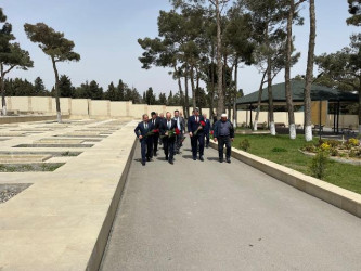 Azərbaycan Silahlı Qüvvələrinin hərbi qulluqçusu Kazımov Vüsal Vüqar oğlunun məzarı ziyarət olundu.