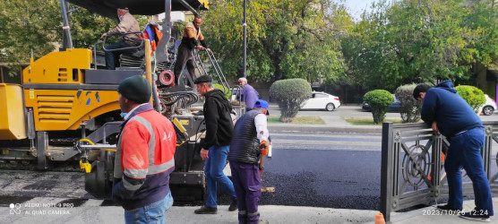 Rayon ərazisində yollarda asfaltlaşma işləri davam etdirilir.