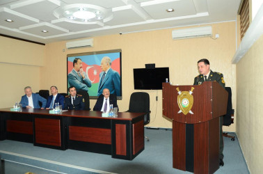 Nəsimi rayonunda Azərbaycan Polisinin yaranmasının 105 illiyi münasibətilə tədbir keçirildi.