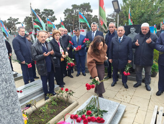 Vətən Müharibəsi Şəhidi Əliyev Rauf Səxavət  oğlunun şəhadət günündə əziz xatirəsi yad edildi.