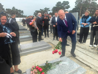 Vətən Müharibəsi Şəhidi Əliyev Rauf Səxavət oğlunun doğum günündə əziz xatirəsi yad edildi.