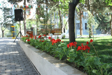 Nəsimi rayonunda növbəti “Abad həyət” sakinlərin istifadəsinə verilib.