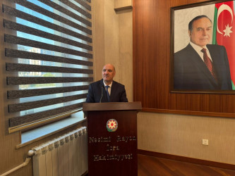 Nəsimi rayonunda 27 Sentyabr - Anım Gününün beşinci ildönümü münasibətilə “27 Sentyabr – Qələbəyə aparan yolun başlanğıcı ” adlı dəyirmi masa  keçirilib.