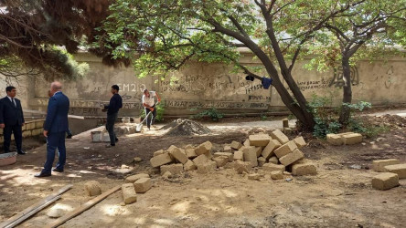 3-cü mikroraron Alı Mustafayev 41 saylı binada abadlıq və yenidənqurma işləri davam edir.