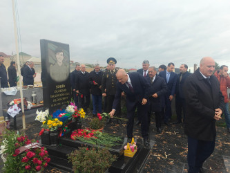 Vətən Müharibəsi Şəhidi Ələsgərov Ələkbər İsgəndər oğlunun şəhadət günündə əziz xatirəsi yad edildi.