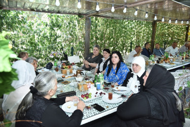 Nəsimi rayonunda Qurban bayramı ərəfəsində şəhid ailələri ilə görüş keçirilib.